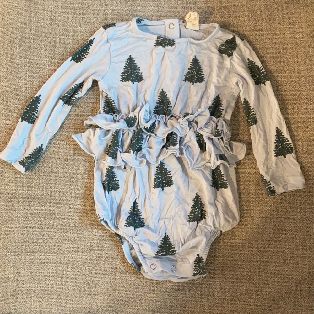Kate Quinn Bamboo Trees 6-12 months ruffle bubble onesie